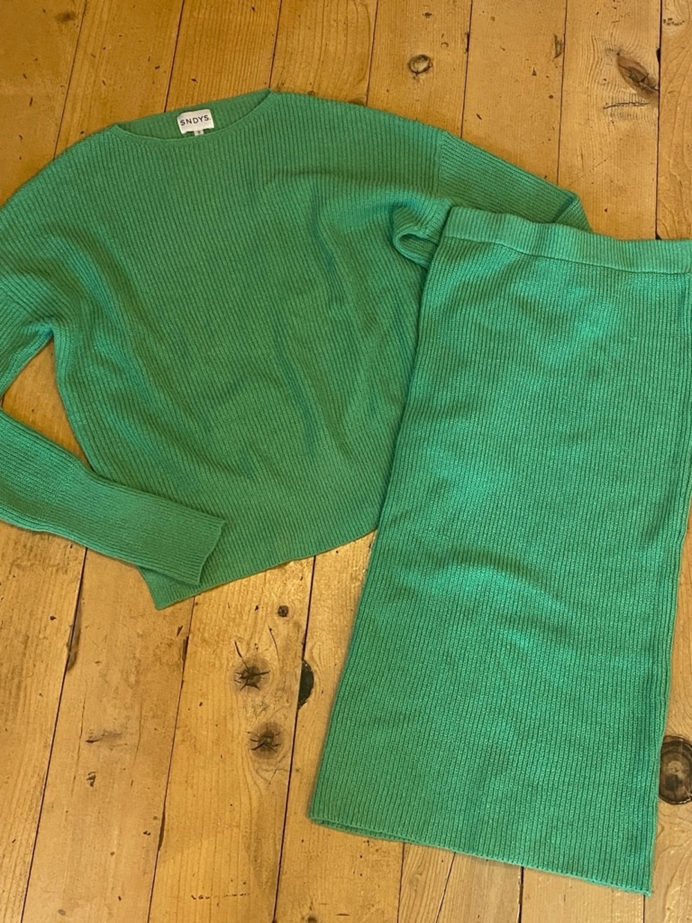 Revolve SNDYS knit sweater skirt set long sleeve midi stretch Kelly green